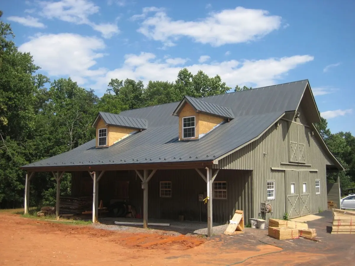 Expert Metal Roof Repair workmanship in Broadmoor-Anderson Island-Shreve Isle